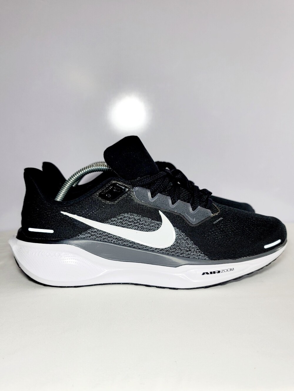Nike Men Size 9.5 Air Zoom Pegasus 41 Running  sneakers.
